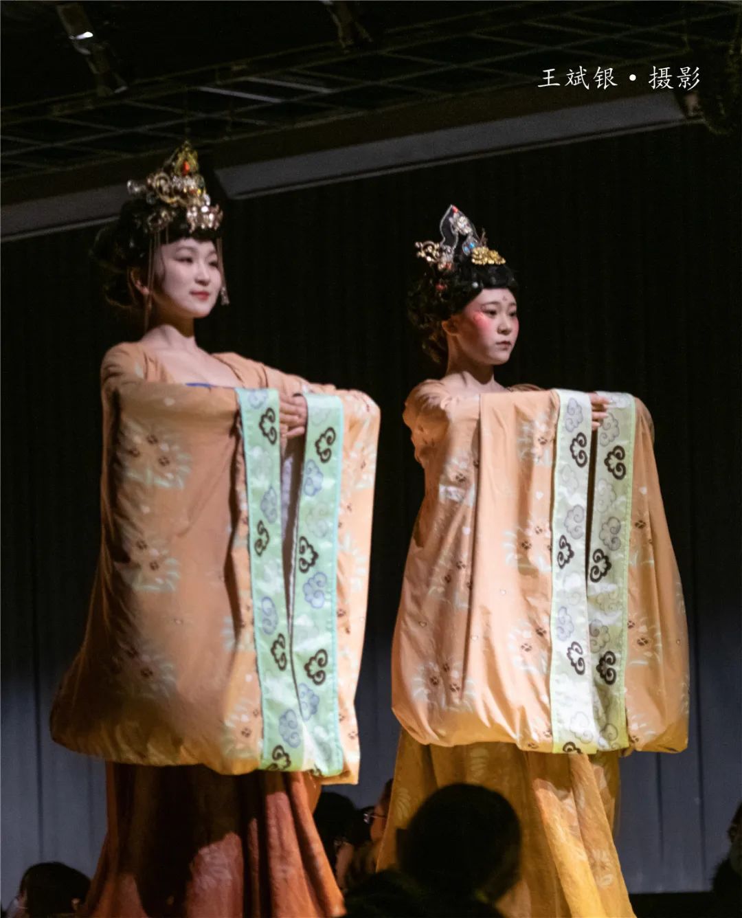 又见敦煌